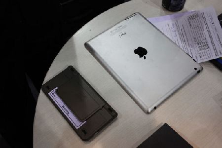  CES 2011   iPad 2    128  