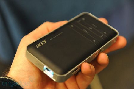 MWC 2011: TI   -   nHD Pico     USB