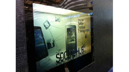 Samsung       LCD 