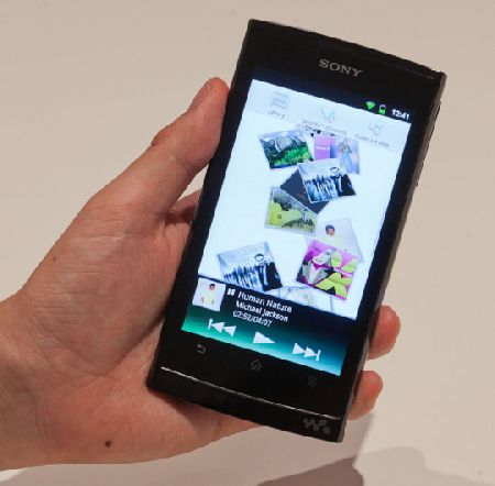 IFA 2011: Sony  Android  Walkman