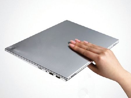 CES 2012:  LG Z330  Z430     