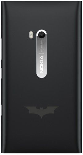   Nokia Lumia 900      