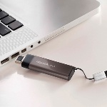 A-DATA N909 - -    eSATA  USB 2.0